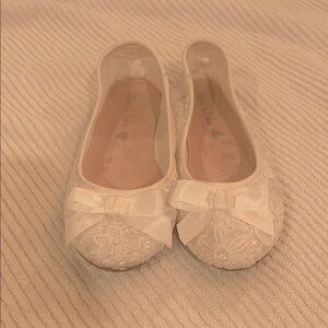 Girls White Lace Bow Flats